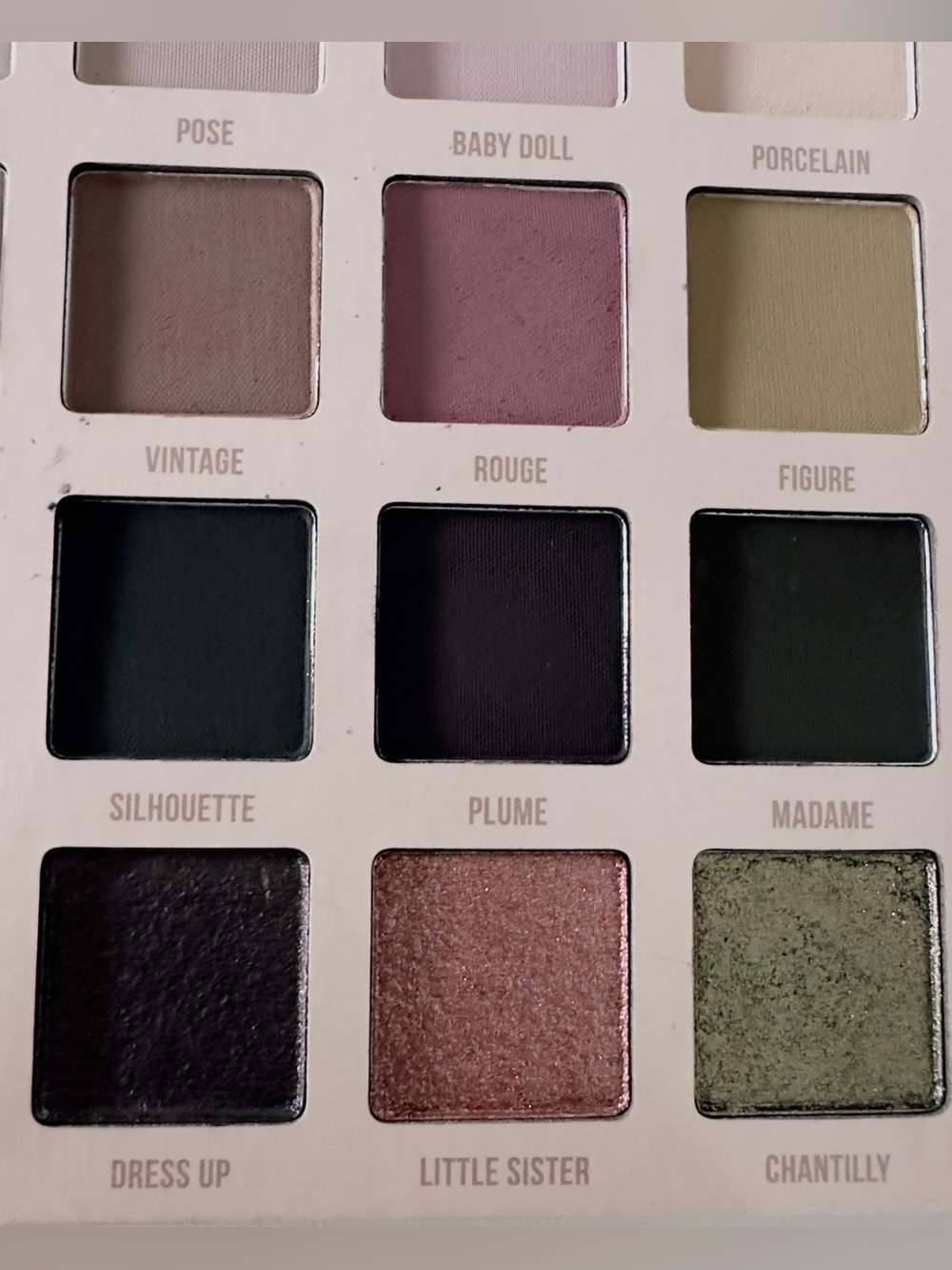Blend Bunny Cosmetics The Dollhouse Eyeshadow Palette - Picture 6 of 10